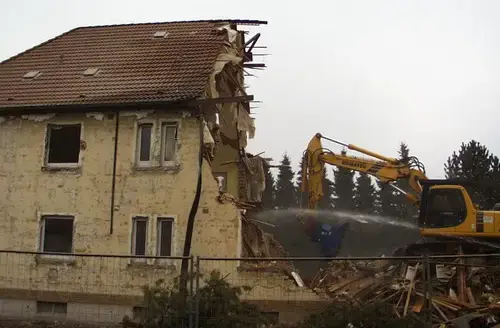 Abbrucharbeiten