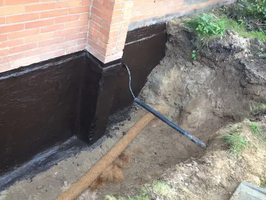 Mauerabdichtungen und Sanierung von Kellerabgängen